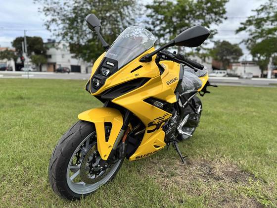 SUZUKI GSX-8R SUZUKI GSX-8R